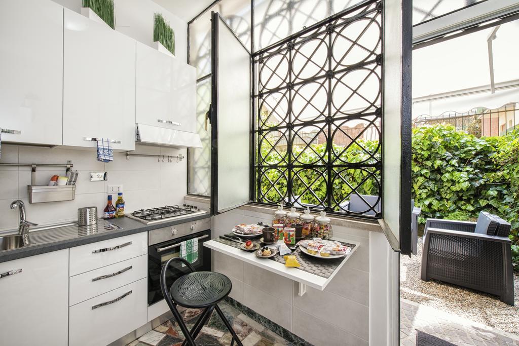 Vatican House Apartment Rome Bilik gambar
